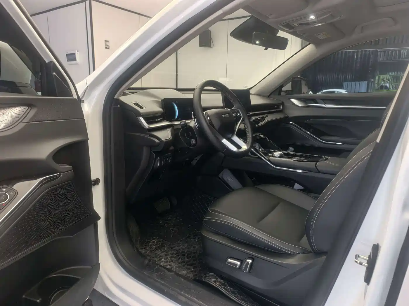 Фото 17 - Haval H6