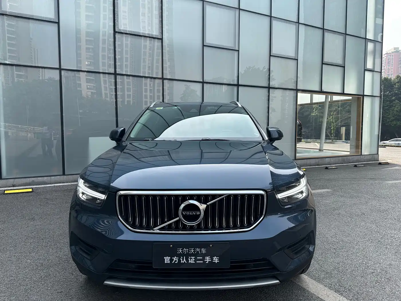Volvo XC40 2020 T3 Smart Elite Luxury Edition фото 2