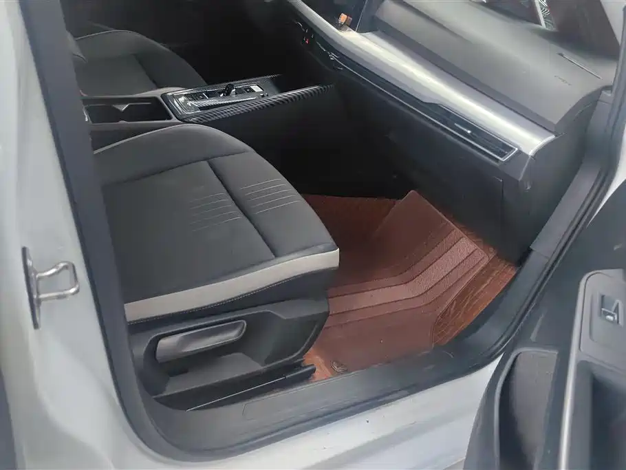 Volkswagen Golf 2021 280TSI DSG Pro фото 8