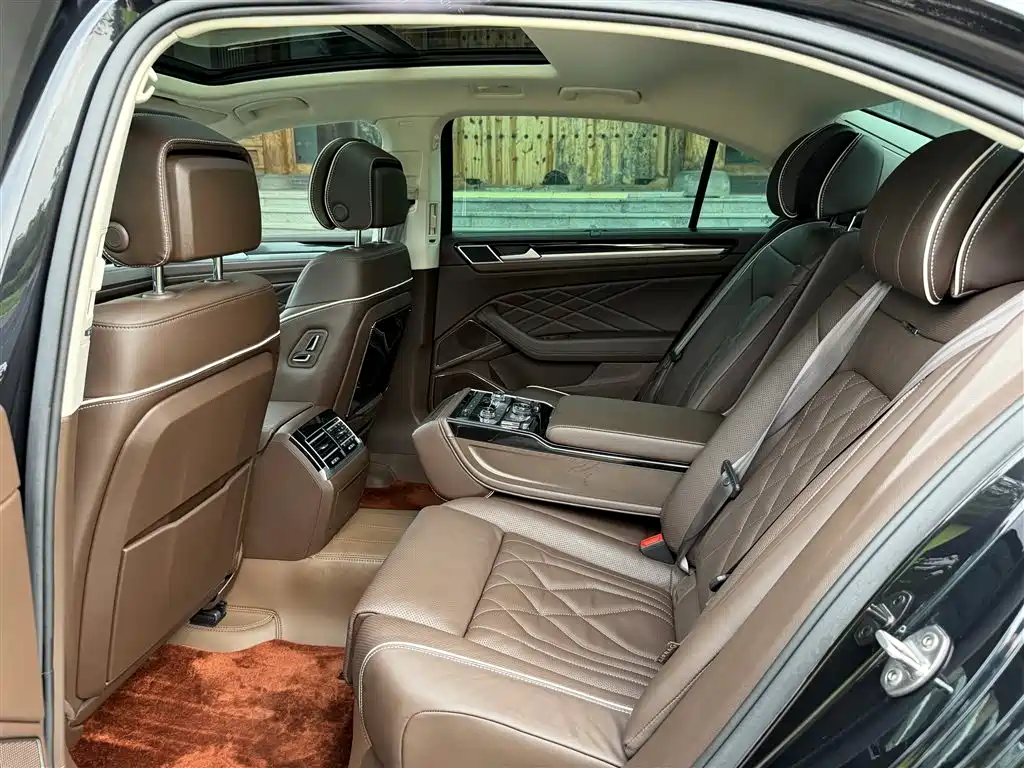 Volkswagen Phideon 2023 2021 380TSI Premium Edition