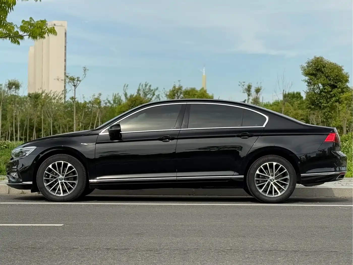 Volkswagen Magotan 2020 380TSI DSG Luxury фото 4