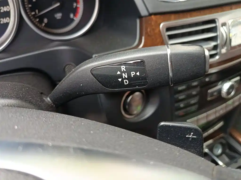 Mercedes-Benz E-Class 2015 E 320 L 4MATIC фото 7