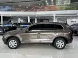 Фото 10 - Volkswagen Touareg