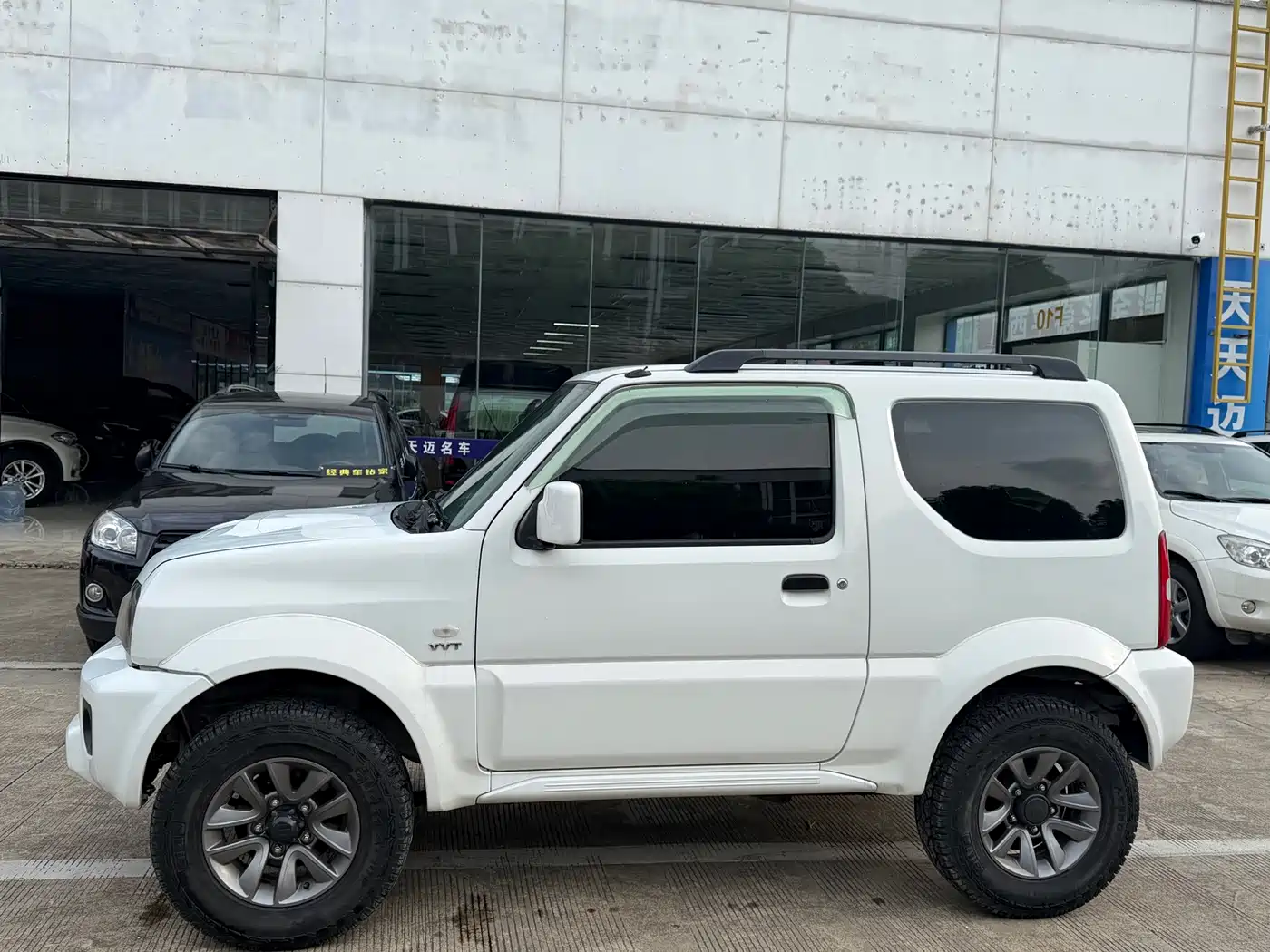 Suzuki Jimny (Import) 2015 2015 1.3 AT JLX