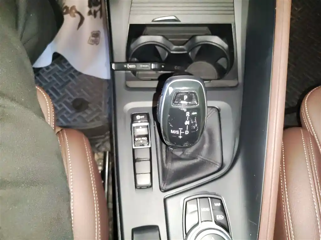 BMW X1 2021 sDrive20Li Fashion фото 14