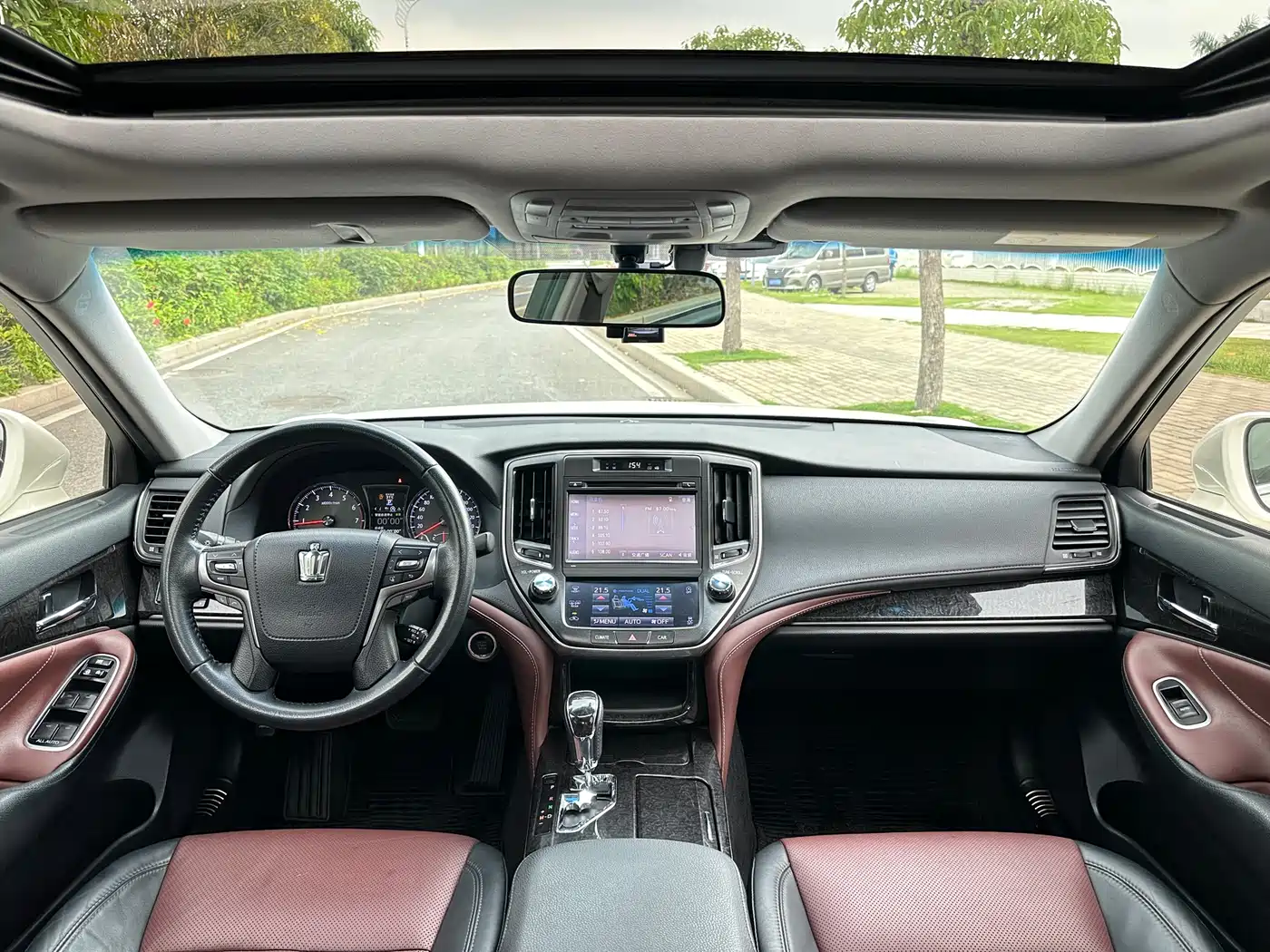 Toyota Crown 2018 2.0T Sport Edition фото 5