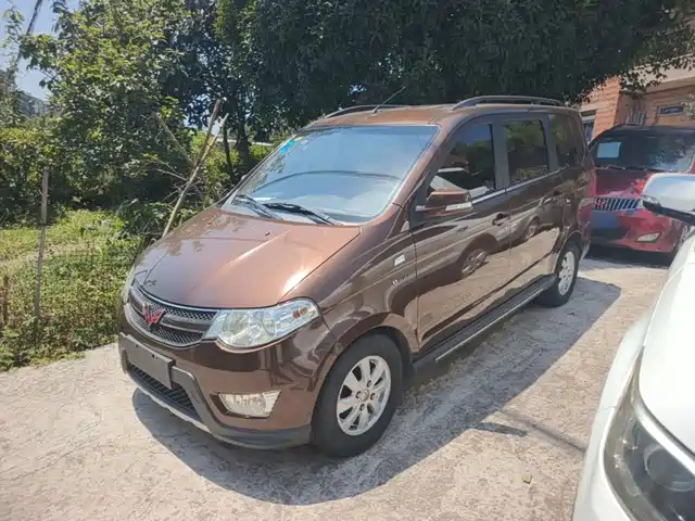  Wuling Motors Wuling Hongguang 2014 1.5L S Comfort
