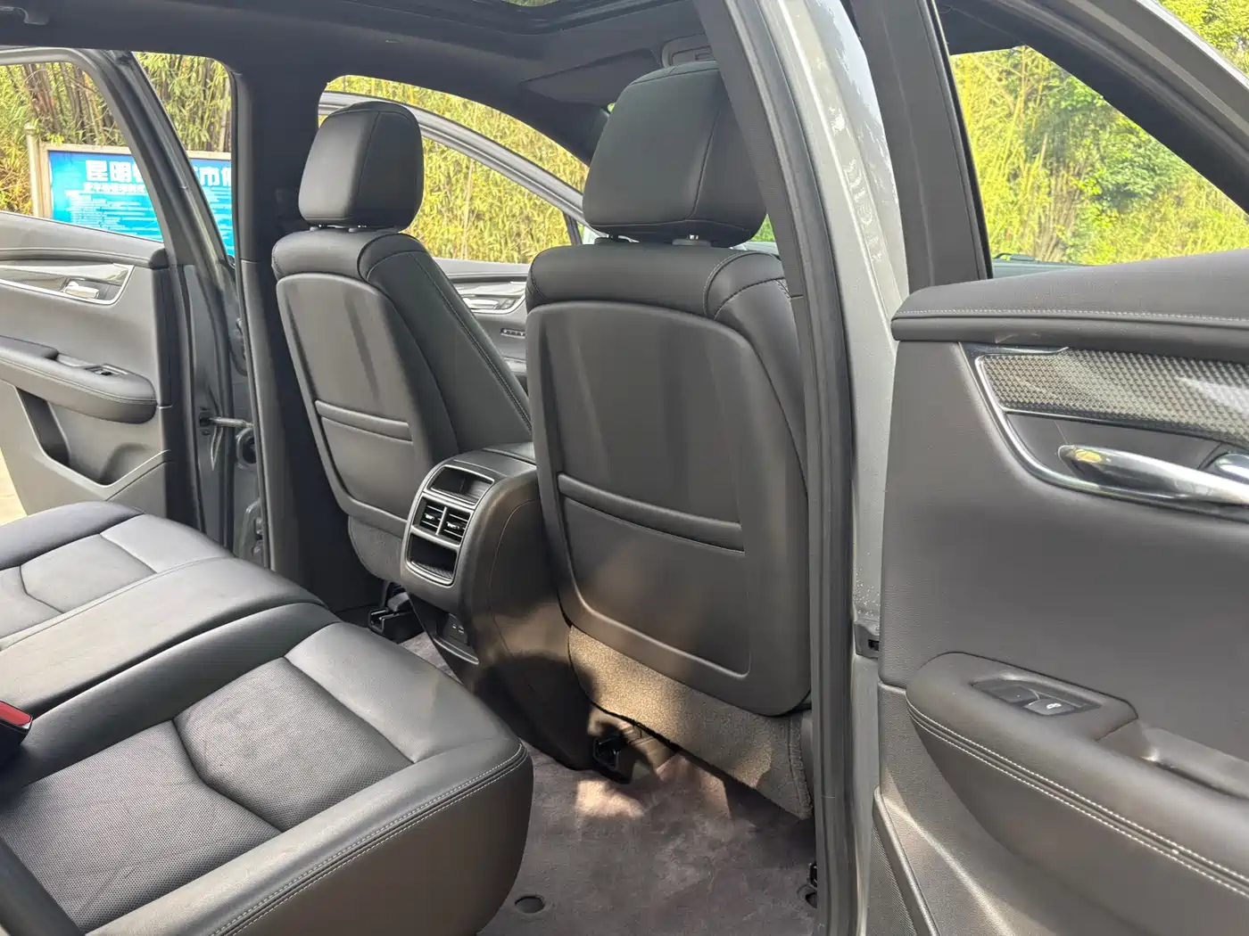 Cadillac XT5 2022 2.0T AWD Luxury (Hummingbird Edition) фото 14
