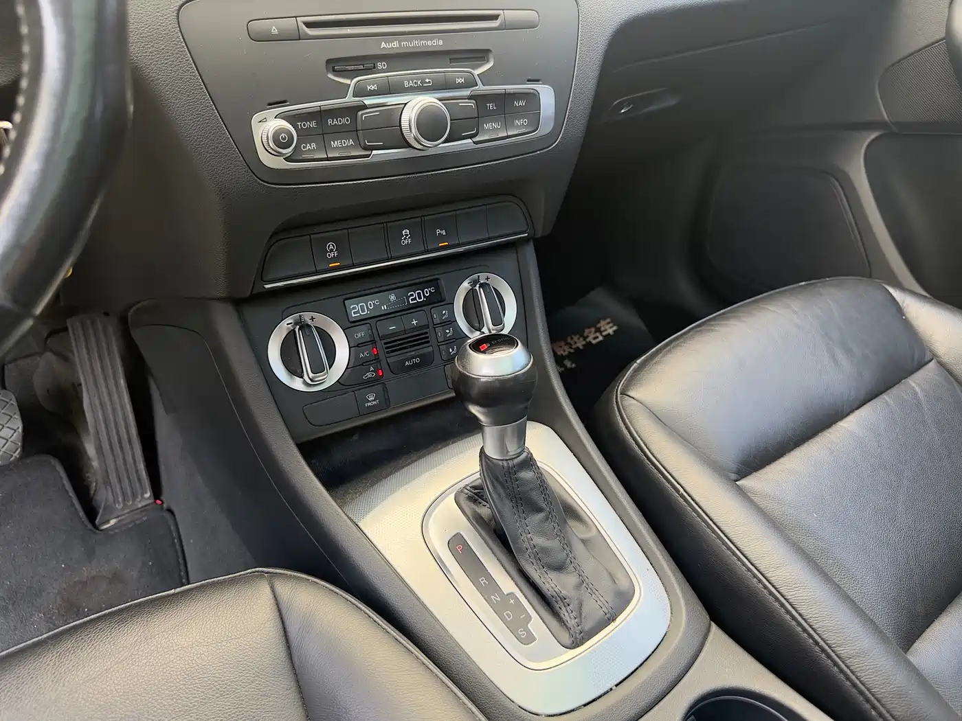 Audi Q3 2015 35 TFSI Comfort фото 12
