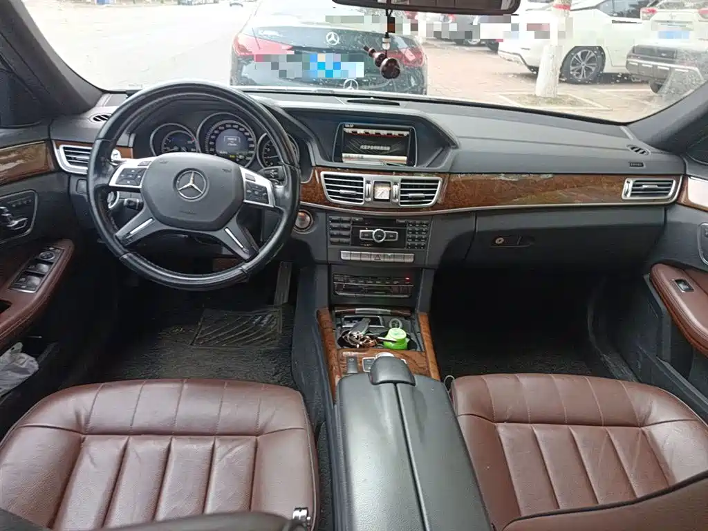 Mercedes-Benz E-Class 2015 E 320 L 4MATIC фото 13