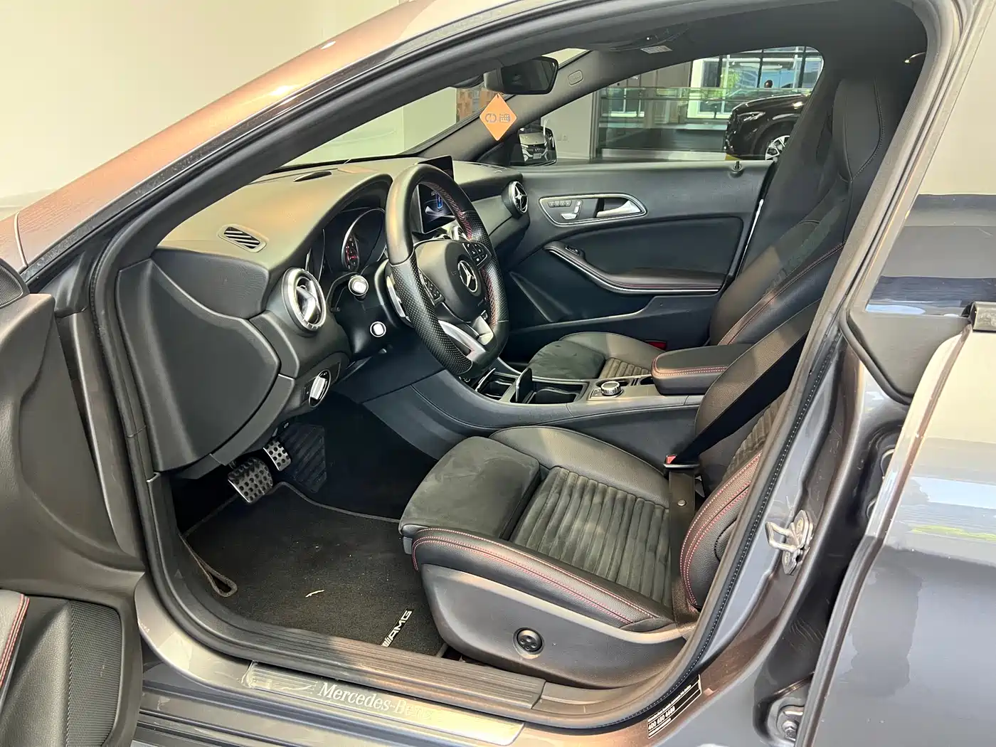 Mercedes-Benz CLA (Import) 2018 CLA 220 4MATIC фото 11