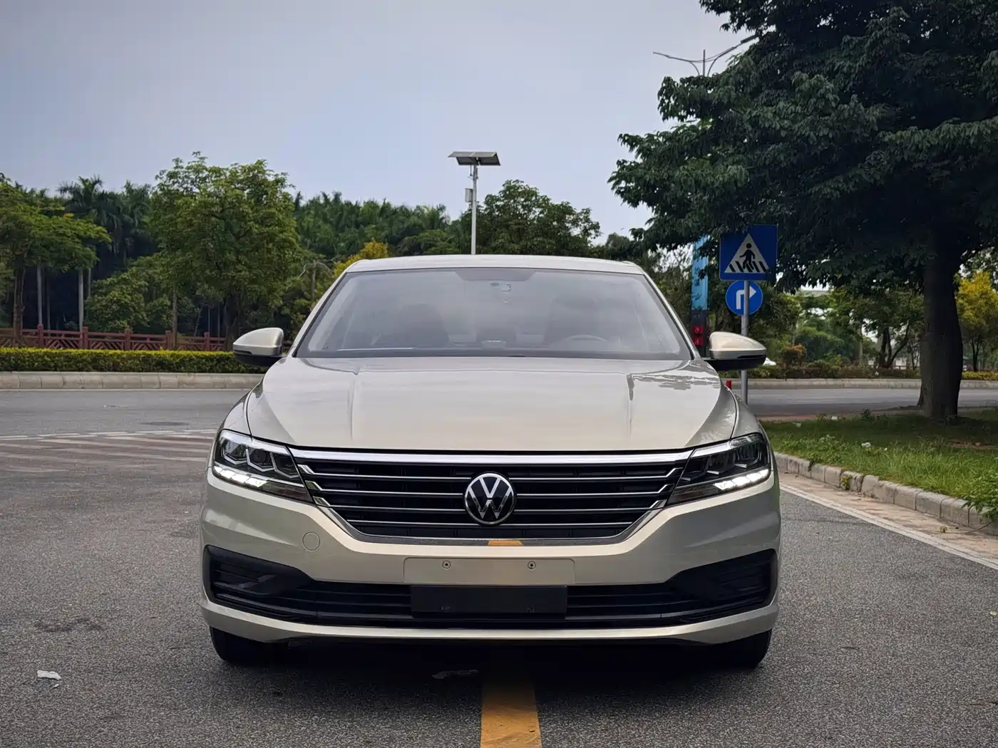 Volkswagen Lavida 2021 1.5L Automatic Trend Edition фото 2