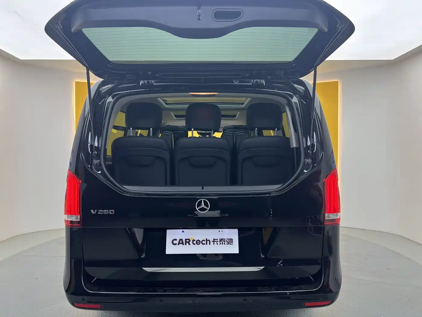 Mercedes-Benz V-Class 2022 V 260 Prestige Edition фото 33