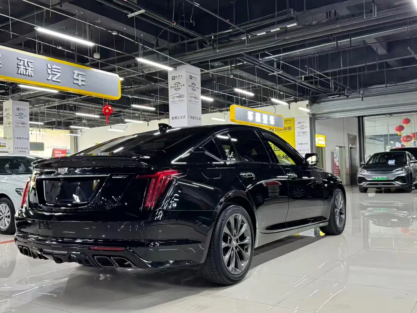 CADILLAC CT5
