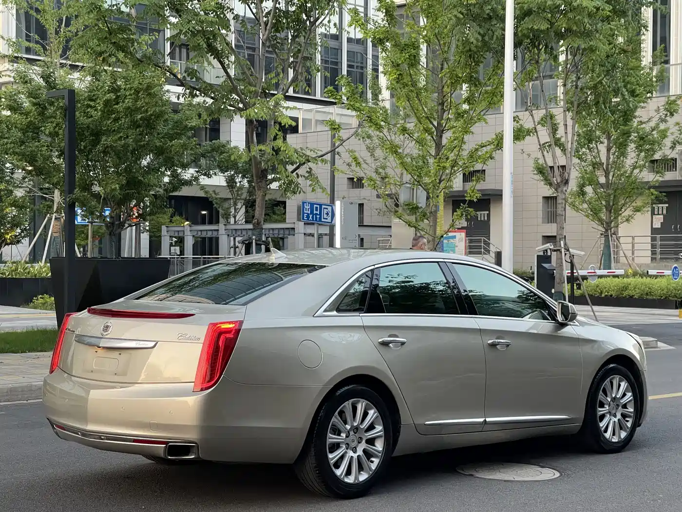 Cadillac XTS 2015 28T Comfort фото 4
