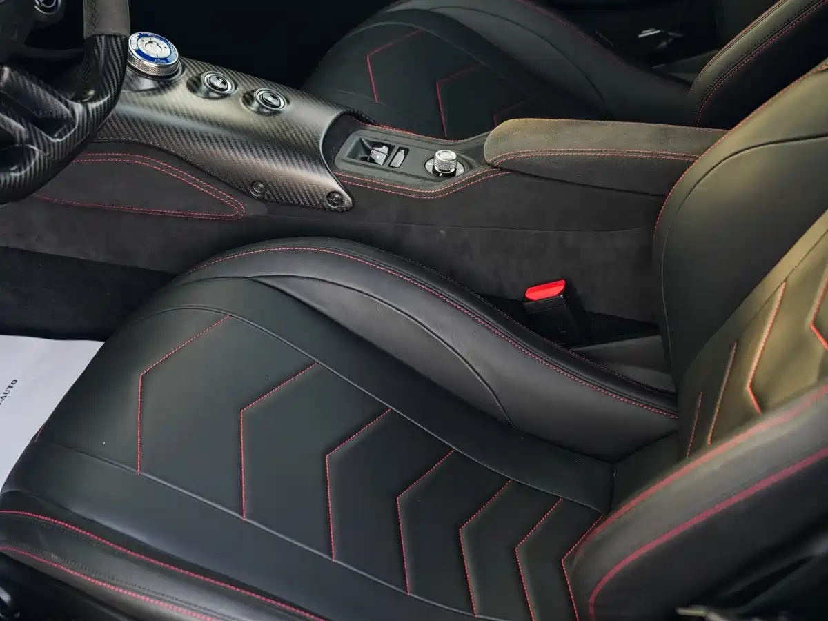Maserati MC20 2020 3.0T Standard Edition фото 20