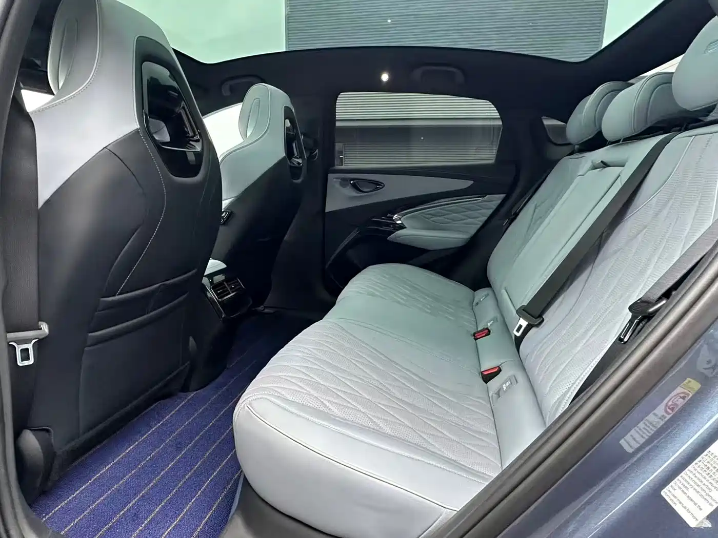 BYD Seal 2023 Champion Edition 700km Performance фото 7