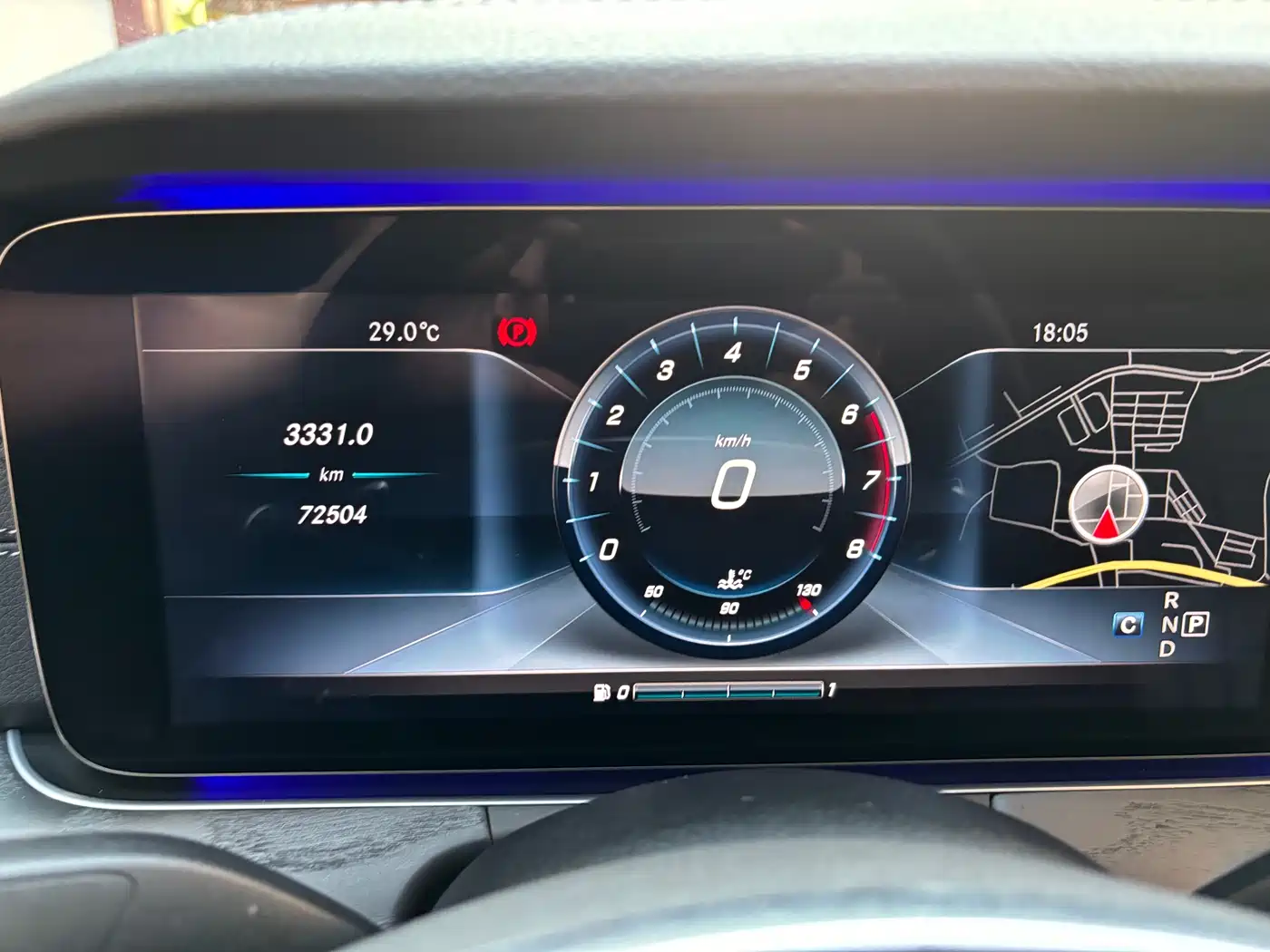 Mercedes-Benz E-Class 2016 E 200 L Sport Type фото 12