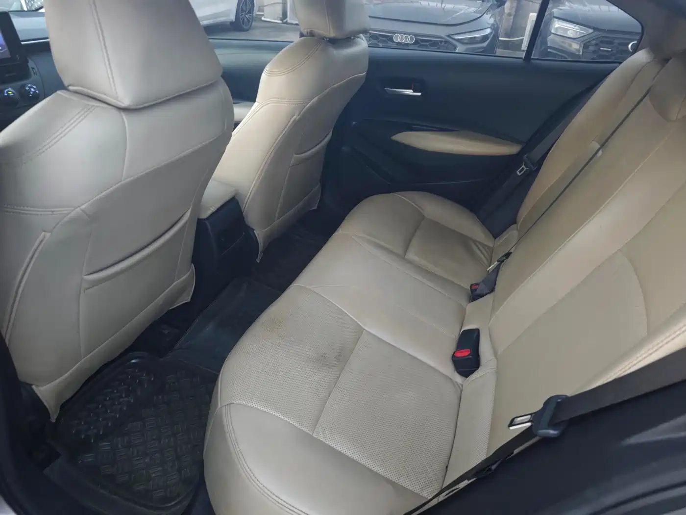 Toyota Corolla 2021 1.2T S-CVT Pioneer Edition фото 5