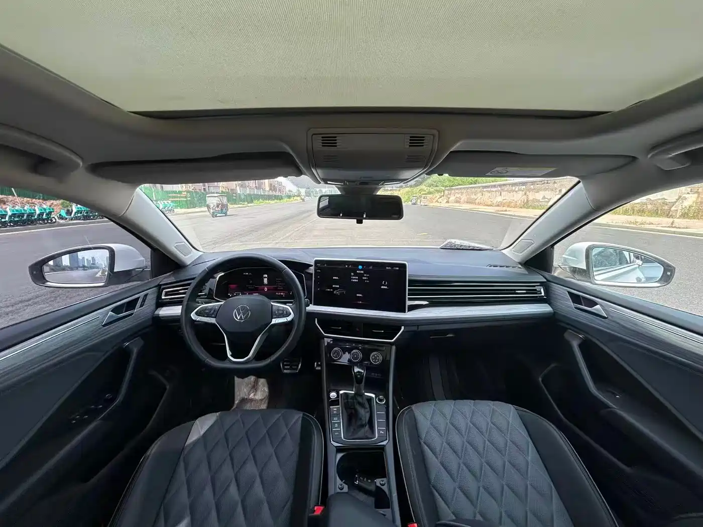 Volkswagen Sagitar 2024 300TSI DSG Surpass Edition фото 10