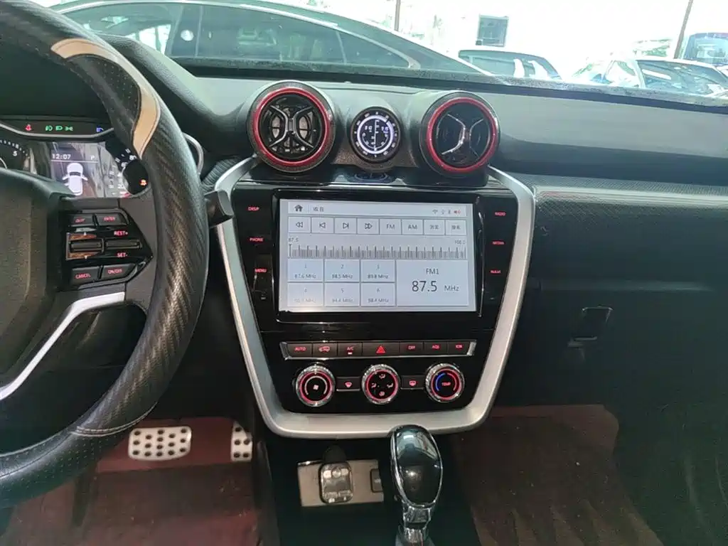 BAIC ORV Beijing Offroad BJ20 2018 Model 1.5T CVT Luxury фото 13