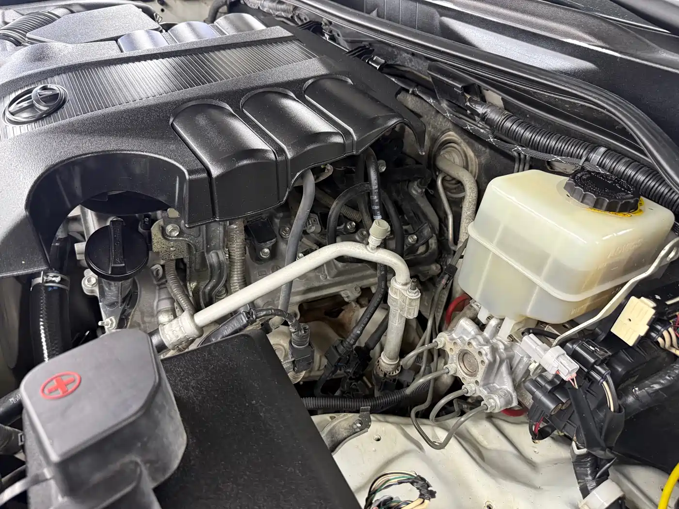 Toyota Land Cruiser (Import) 2015 2015 4.0L V6 Middle East Limited Edition