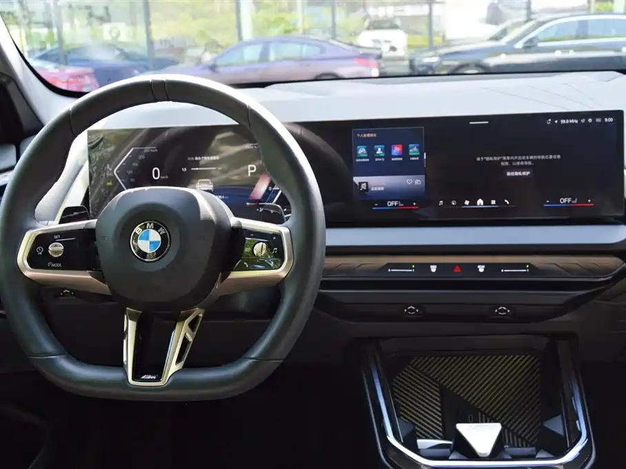 BMW X3 2025 xDrive30L Leading Model M Sport Black Package фото 7
