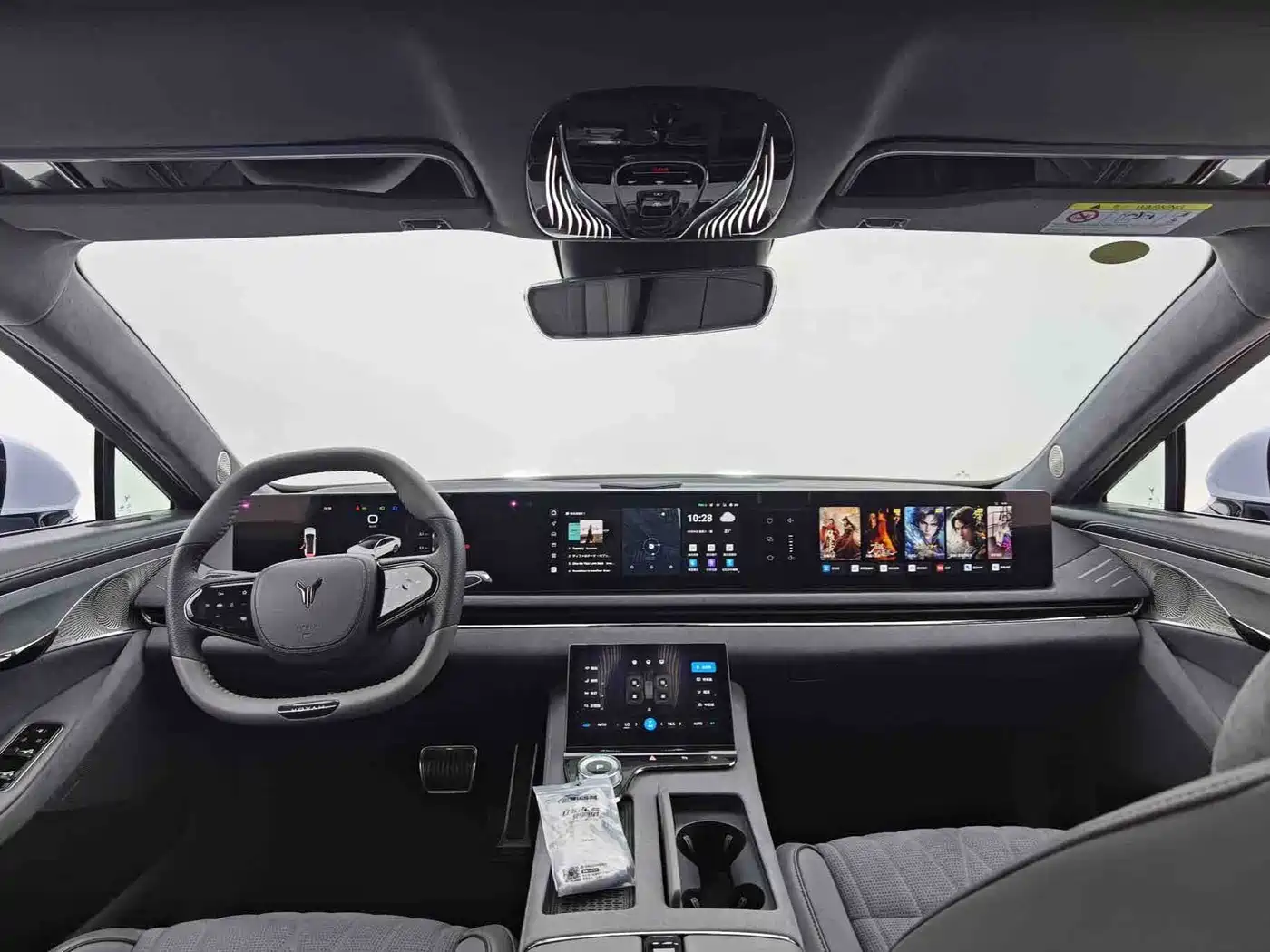 Voyah Auto VOYAH Zhuiguang 2023 4WD Flagship Edition фото 9