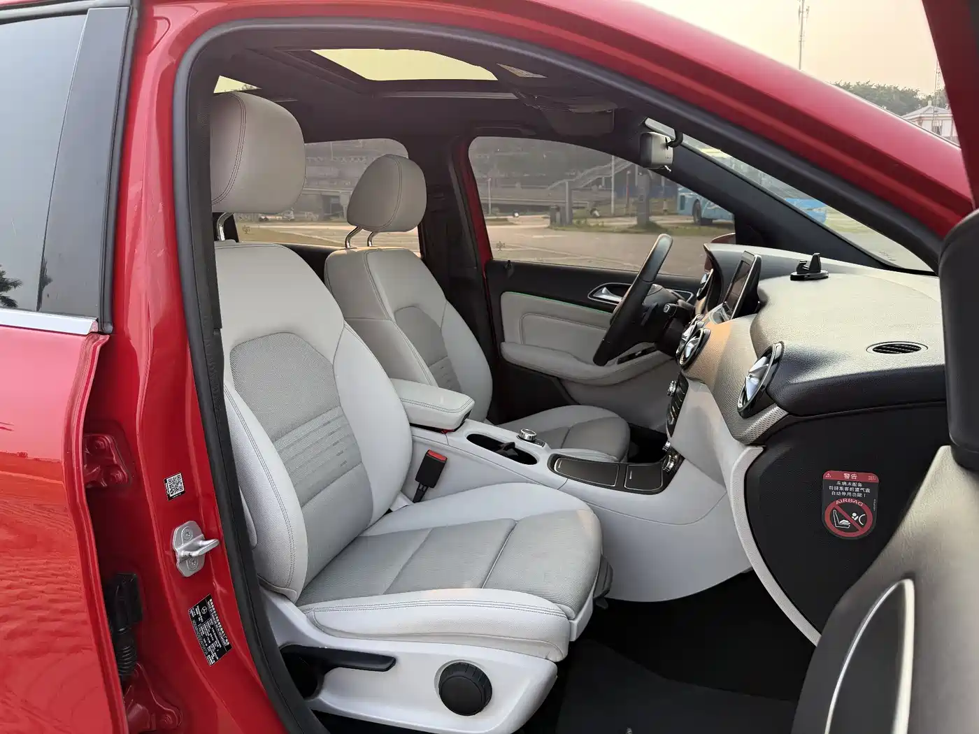 Mercedes-Benz B-Class 2015 B 200 Dynamic фото 14