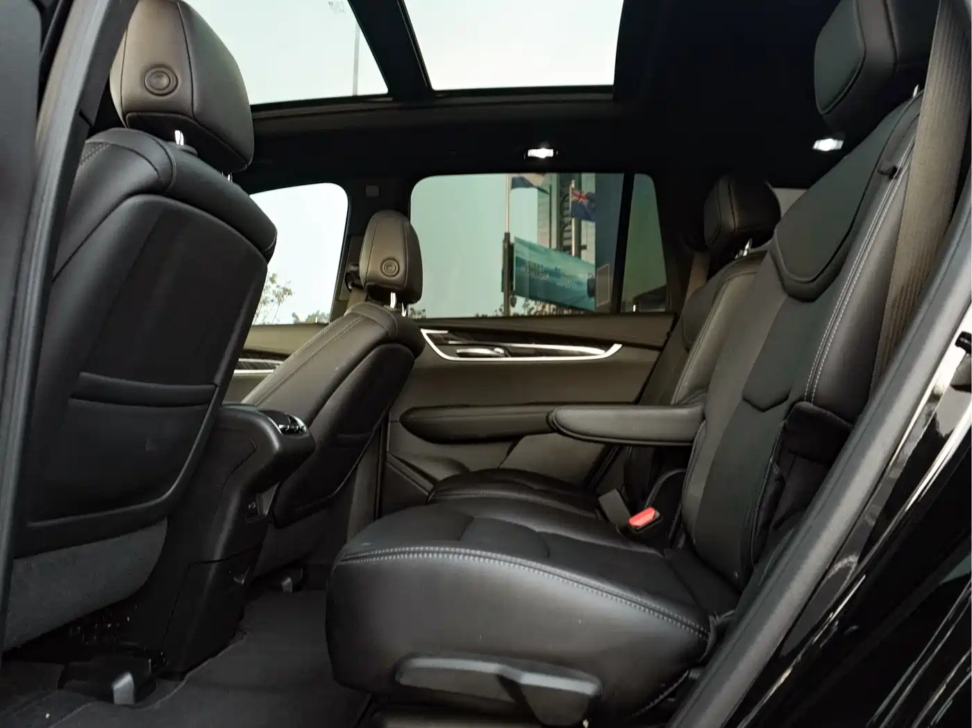 Cadillac XT6 2022 2.0T 6-Seater 4WD Luxury Edition фото 21