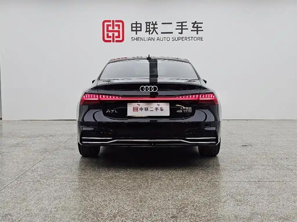 Audi A7L 2024 45TFSI S-line Dream Edition Crystal Package фото 3