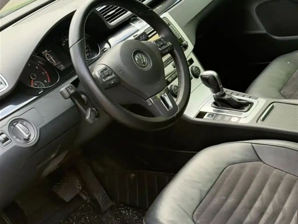 Volkswagen Magotan 2016 1.8TSI Smart Luxury фото 2