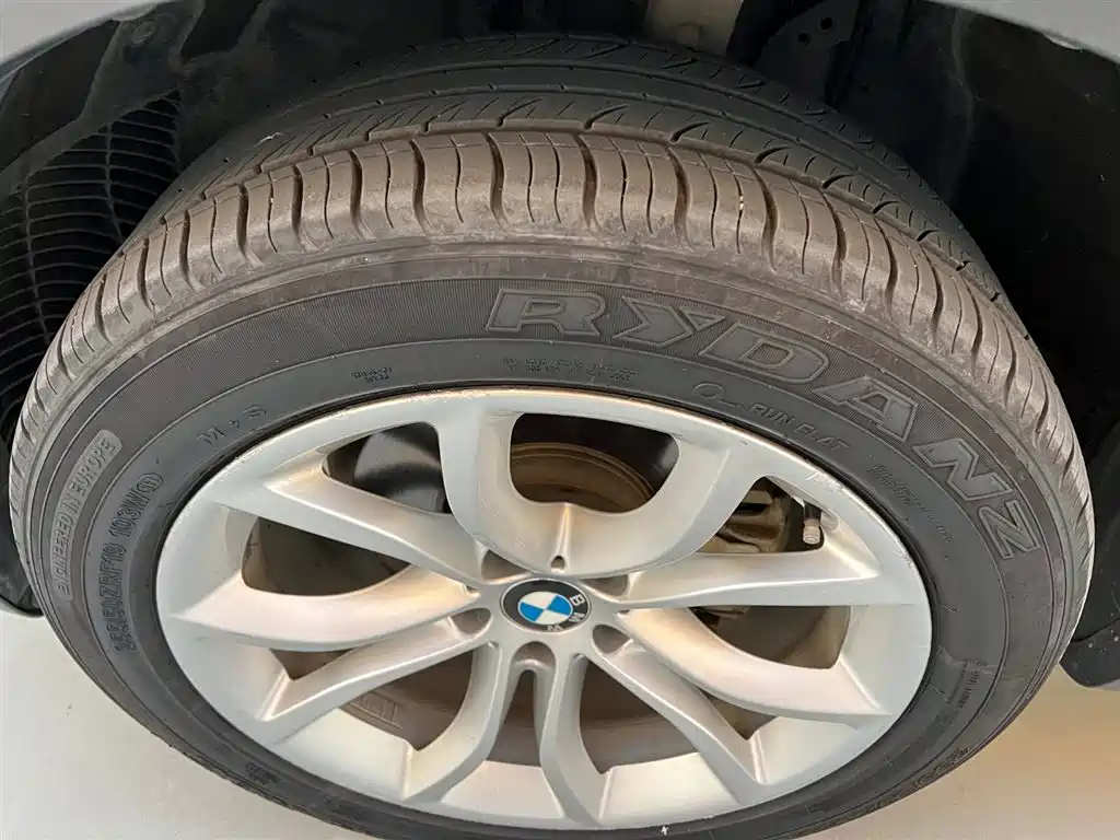BMW X6 2018 xDrive28i фото 17