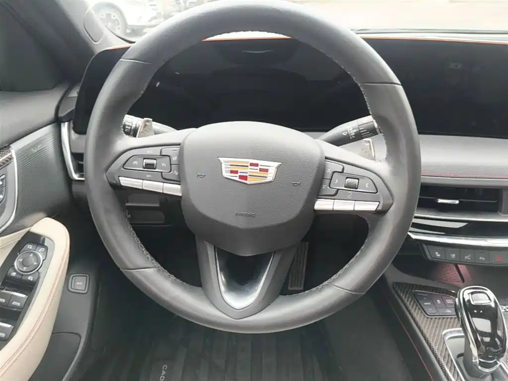 Cadillac CT5 2025 Model 28T Track Performance Edition + Peak Track Package фото 17