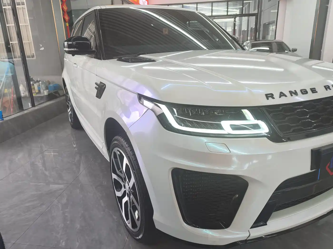 Land Rover Range Rover Sport 2015 3.0 SDV6 HSE фото 13