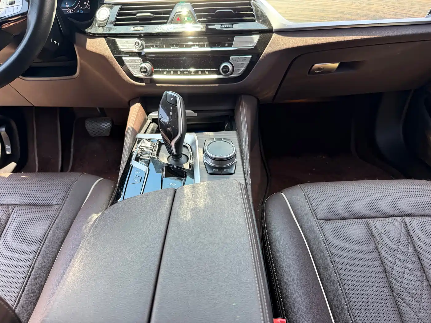 BMW 5 Series New Energy 2021 535Le M Sport Package фото 10