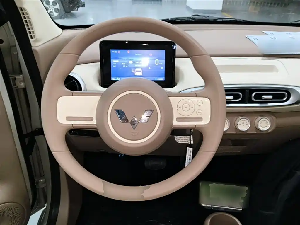 Wuling Motors Hongguang MINIEV 2026 2025 4-Door Advanced