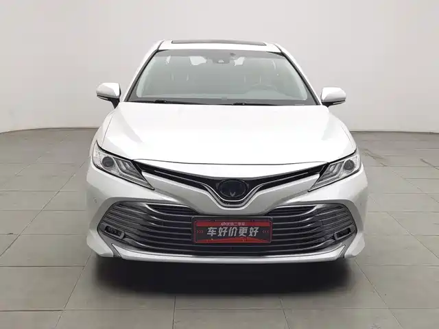 Toyota Camry 2019 2.0G Luxury (China V) — фото 3