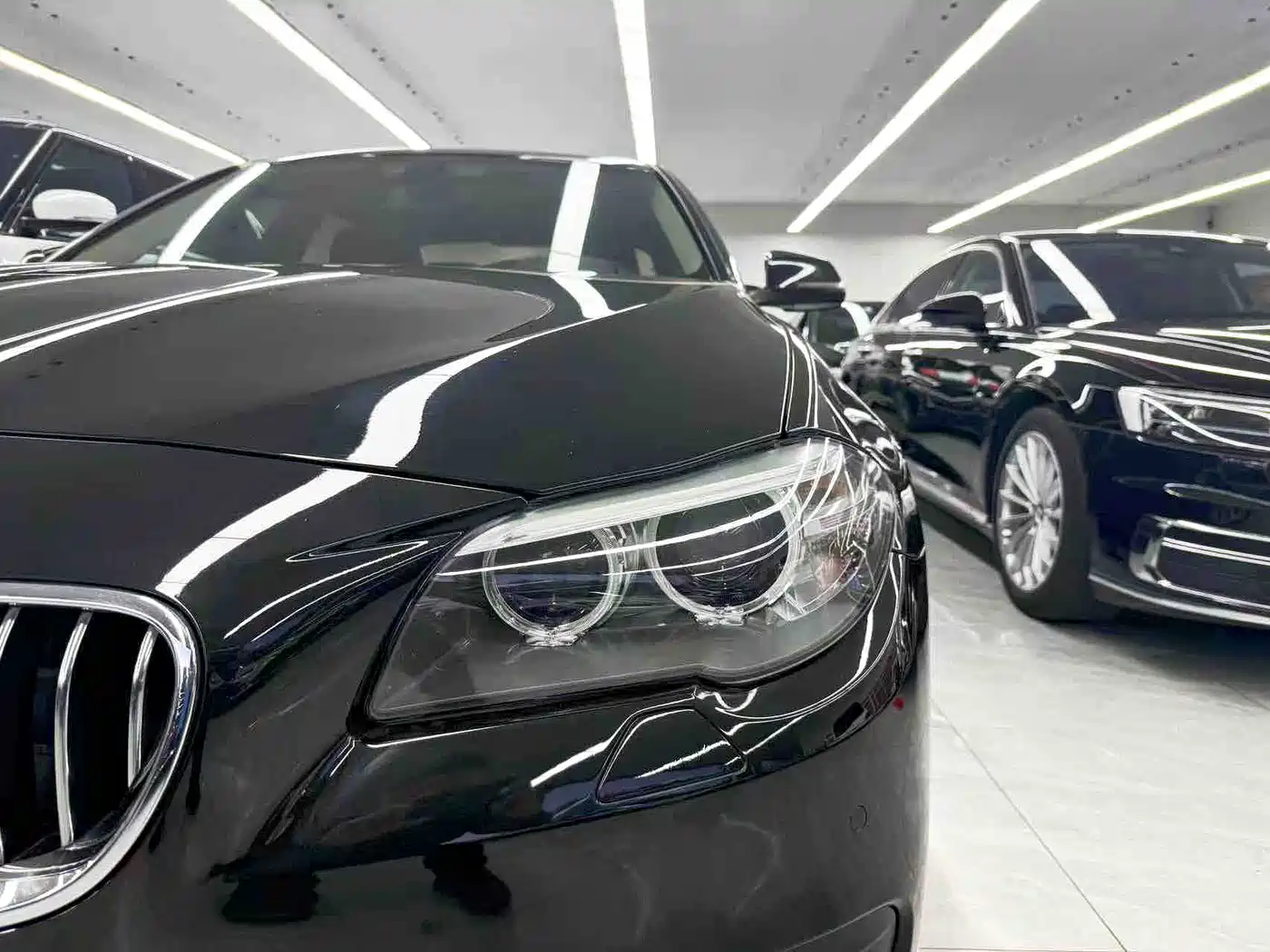 BMW 5 Series 2017 525Li Leading Edition фото 23