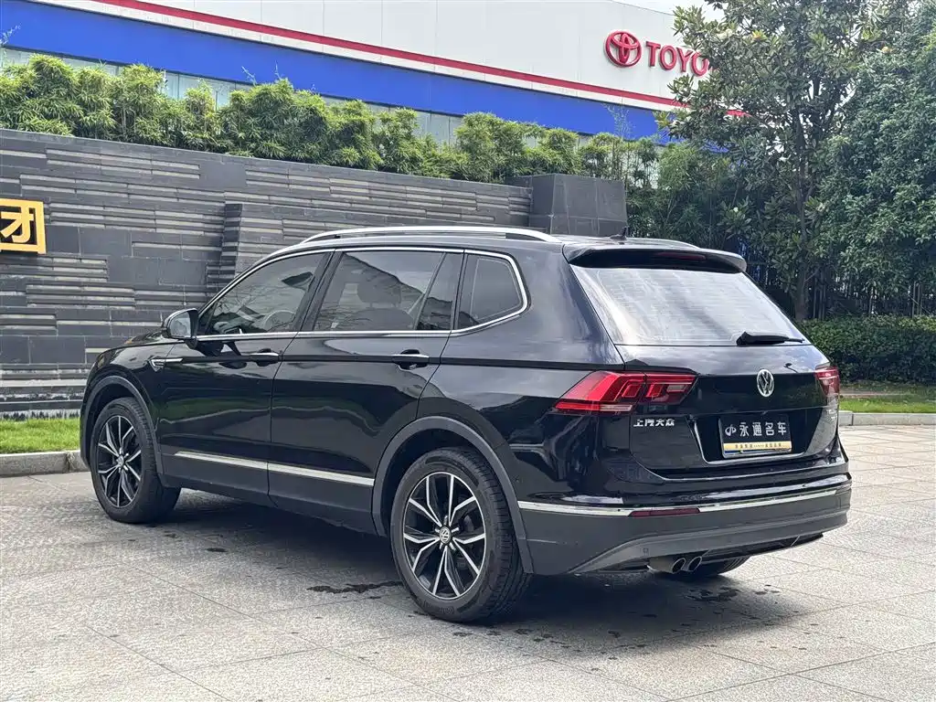 Volkswagen Tiguan L 2019 330TSI Auto 2WD Smart Luxury Edition China V фото 10