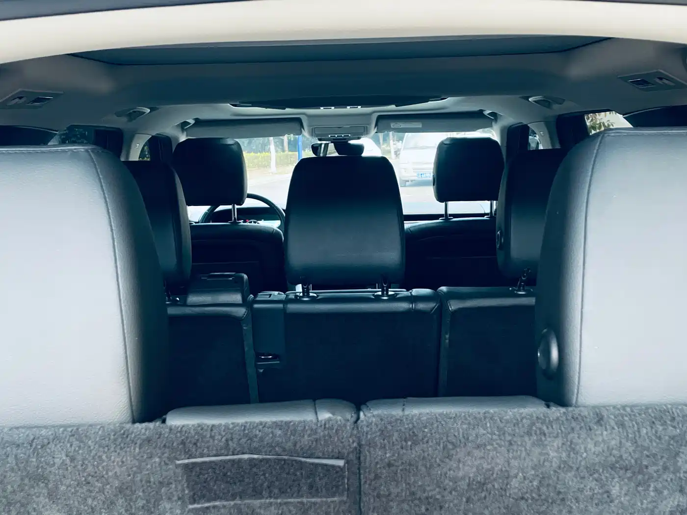 Land Rover Discovery 2020 3.0 SC V6 SE фото 19