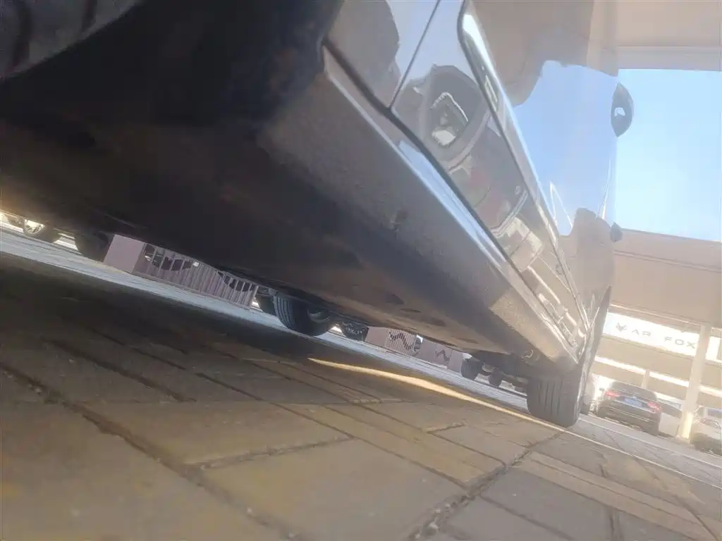 Volkswagen Passat 2014 1.8TSI DSG Luxury Edition фото 22