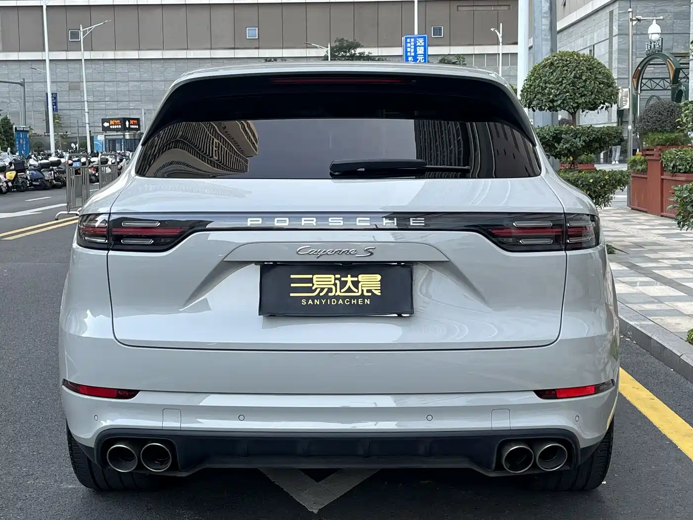 Porsche Cayenne 2022 Cayenne S 2.9T Platinum Edition фото 5