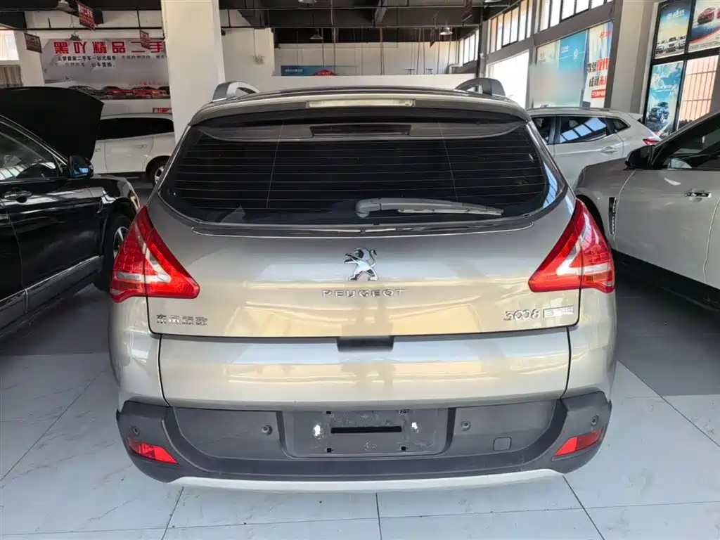 Peugeot 3008 2015 1.6THP Automatic Classic Edition фото 6