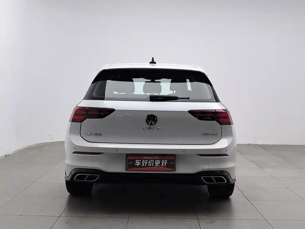 Фото 4 - Volkswagen Golf