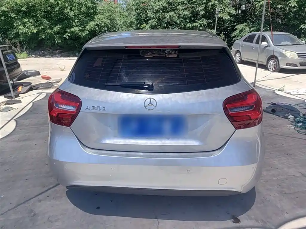 Mercedes-Benz A-Class (Import) 2016 A 200 Dynamic фото 6