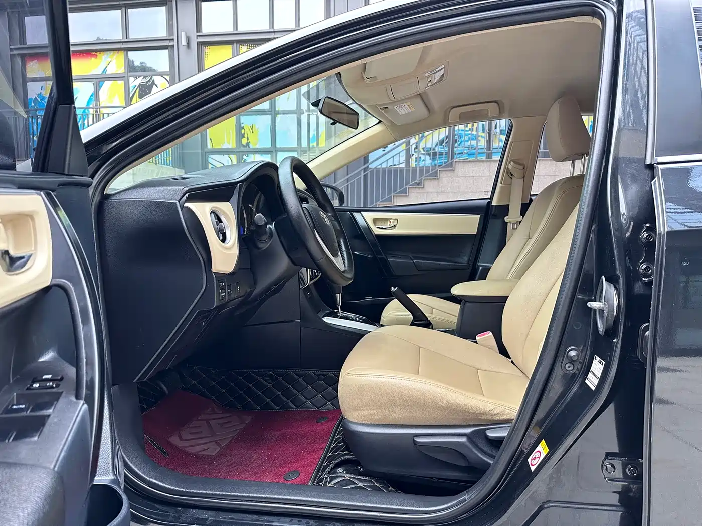 Toyota Corolla 2017 Facelift 1.2T S-CVT GL фото 4