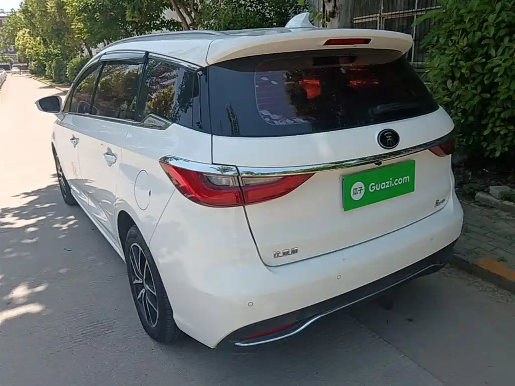 BYD Song MAX 2017 1.5T Auto Smart Elite 7-Seater фото 5
