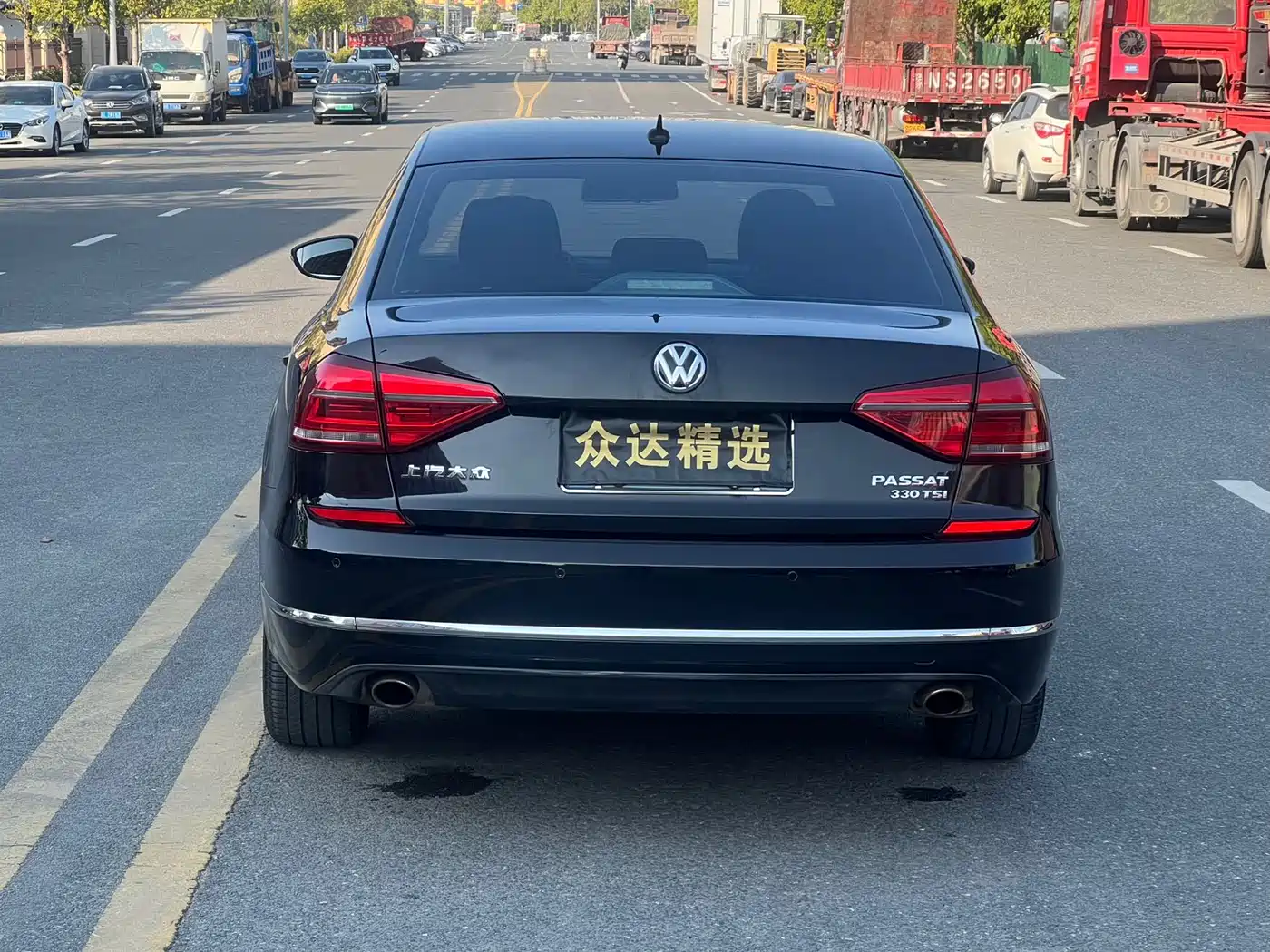 Volkswagen Passat 2017 330TSI DSG Prestige фото 8