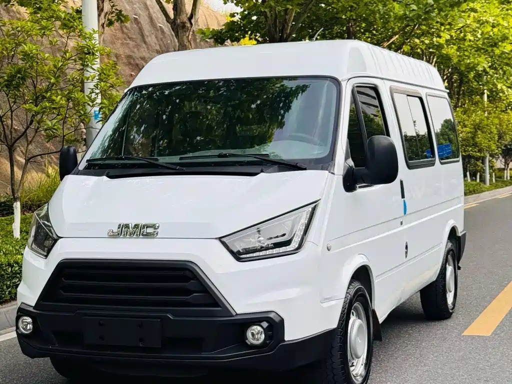 Jiangling Tesun 2020 2019 2.8T Commercial Short Wheelbase Medium Roof 6-Seater China VI JX493